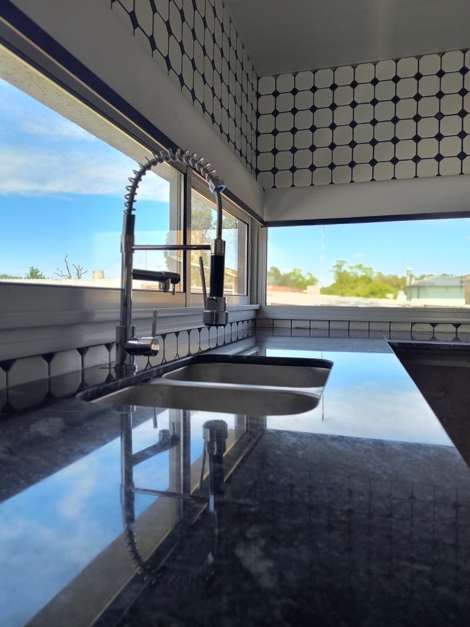 Proyecto de construcción 10 por Maestro Mayor de Obras en Balcarce LOZA Estudio Técnico